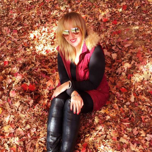 Meet your Posher, Michelle - Picture 1 of 1